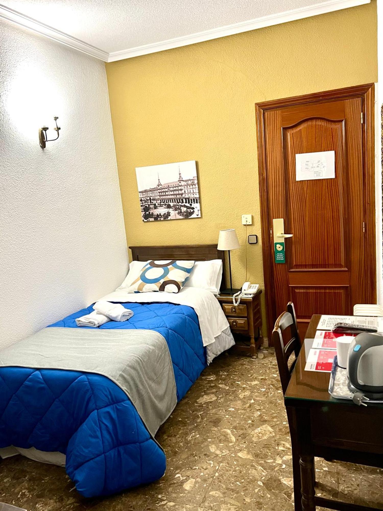 Single Room,1543836802:JPEG